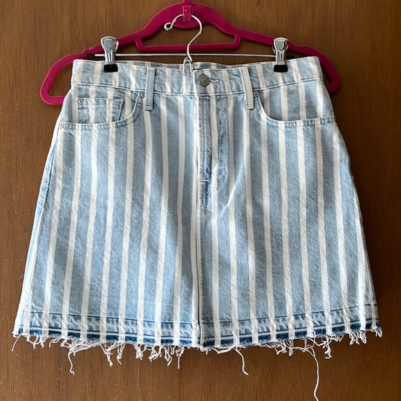 7 for all mankind striped denim skirt - Picture 5 of 6